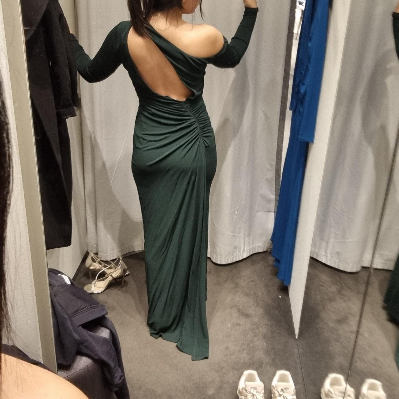 【海外限定】REISSドレス☆Delphine Off-The-Shoulder Cut-Out M Reiss Off-The-Shoulder Cut-Out Maxi Dress in Green | REISS
