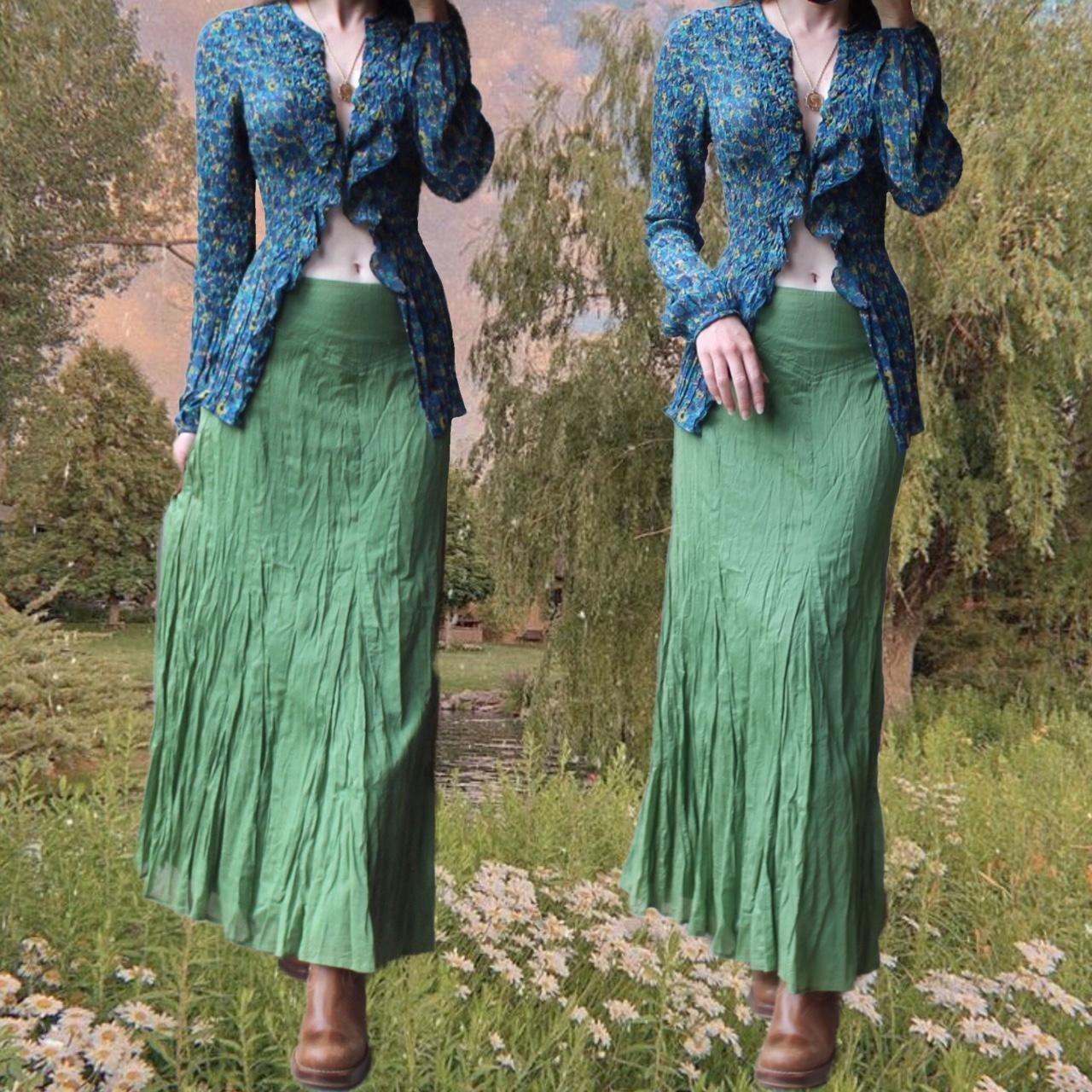 Ethereal green maxi skirt 🌿 00s vintage Depop