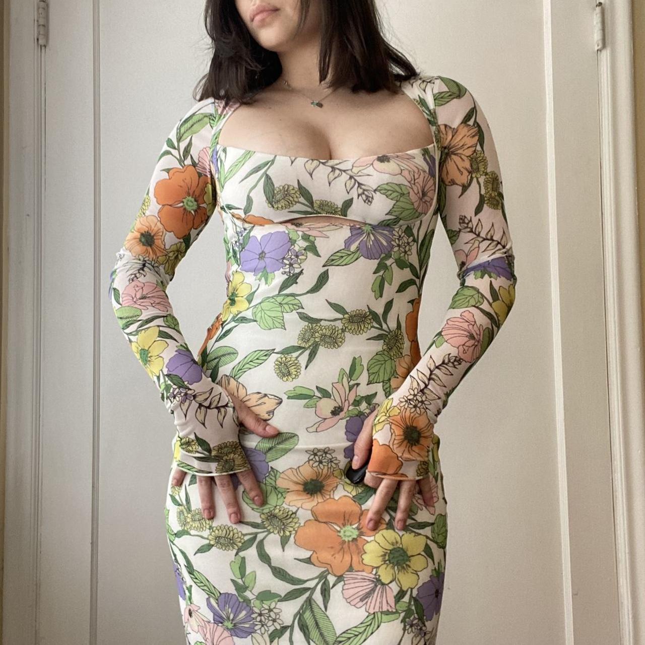 Amazing mesh floral midi dress bought from... - Depop