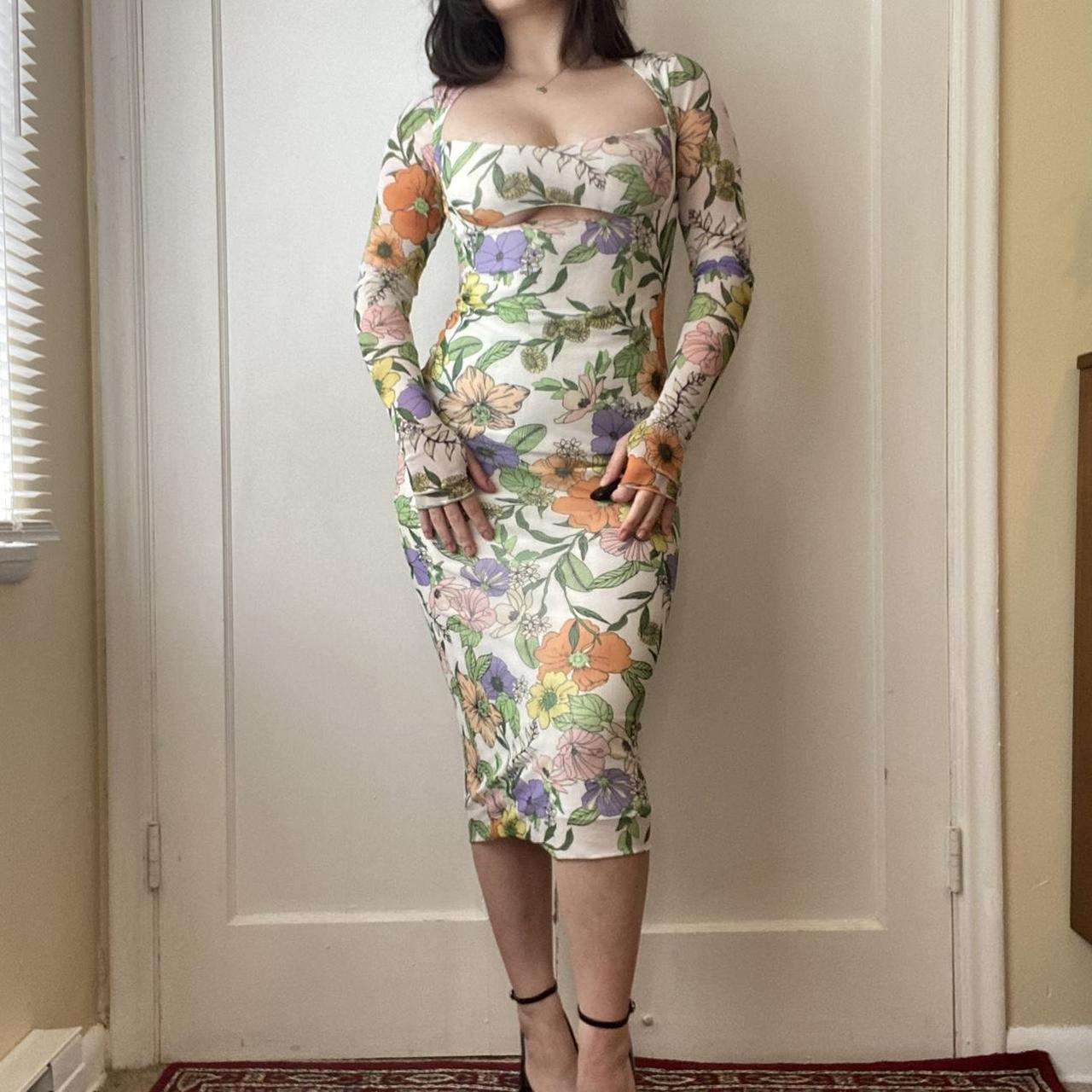 Amazing mesh floral midi dress bought from... - Depop