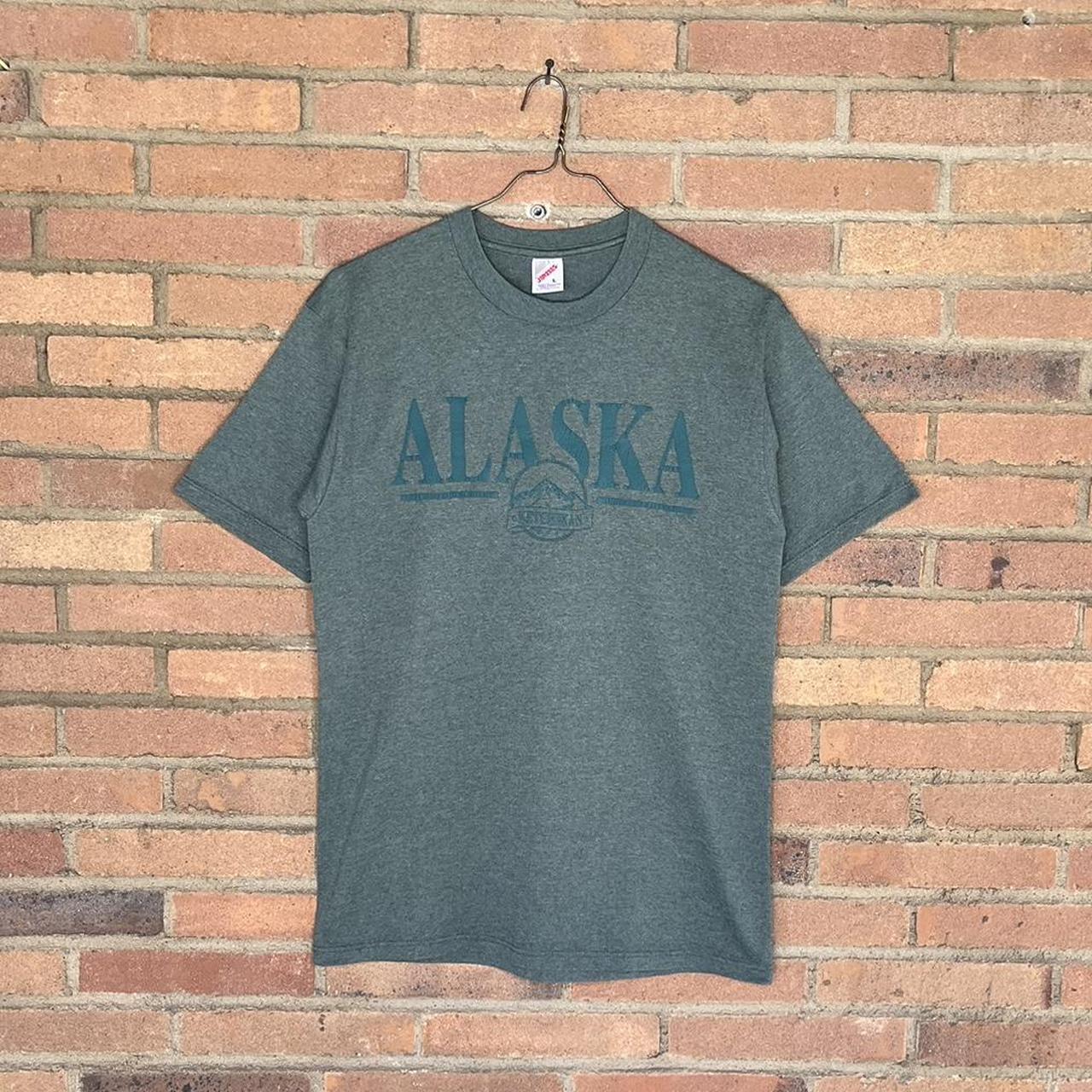 Jerzees Men's Green Tshirt Depop