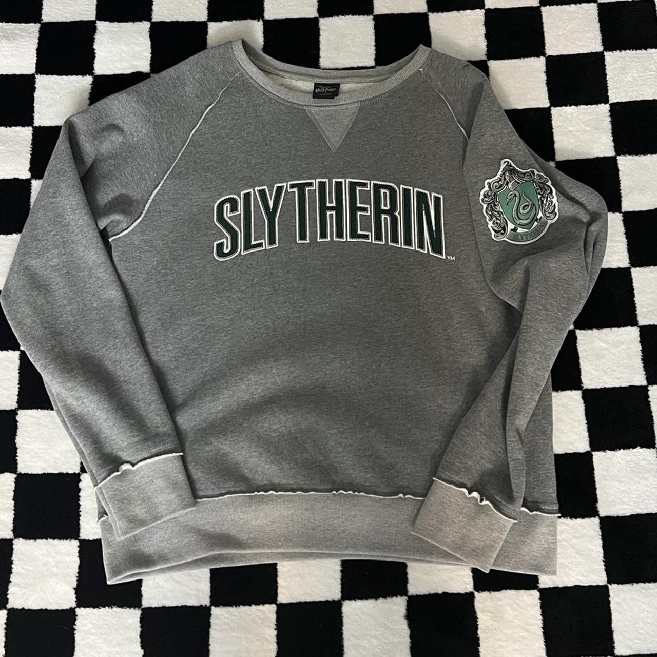 Slytherin sweatshirt sale universal studios