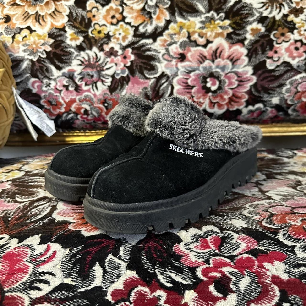 vintage black fuzzy skechers platform slide. still... - Depop