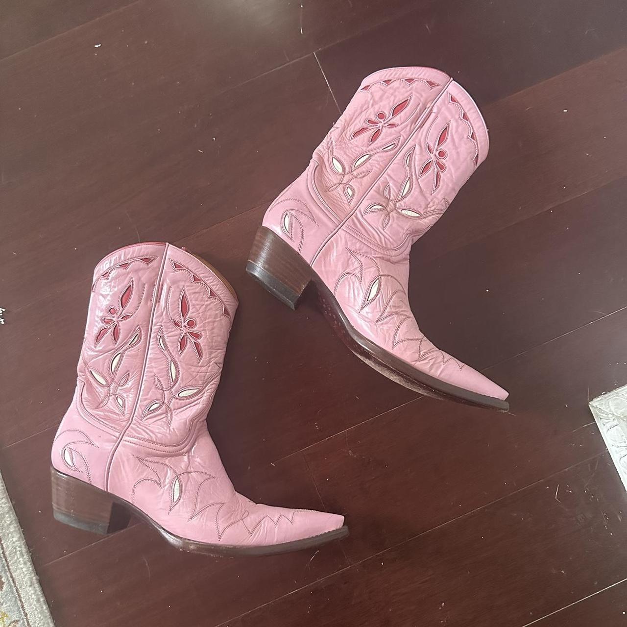 Frye shop pink boots