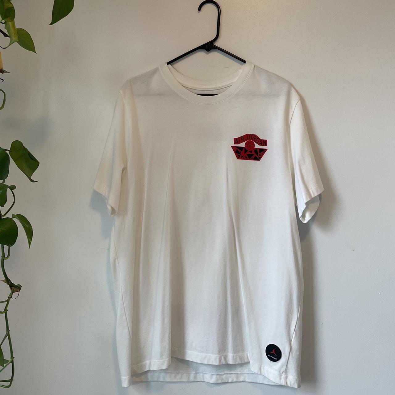 スペシャルオファ Nina Jordan Air T-shirt Jordan XL Unisex Chanel Depop | トップス