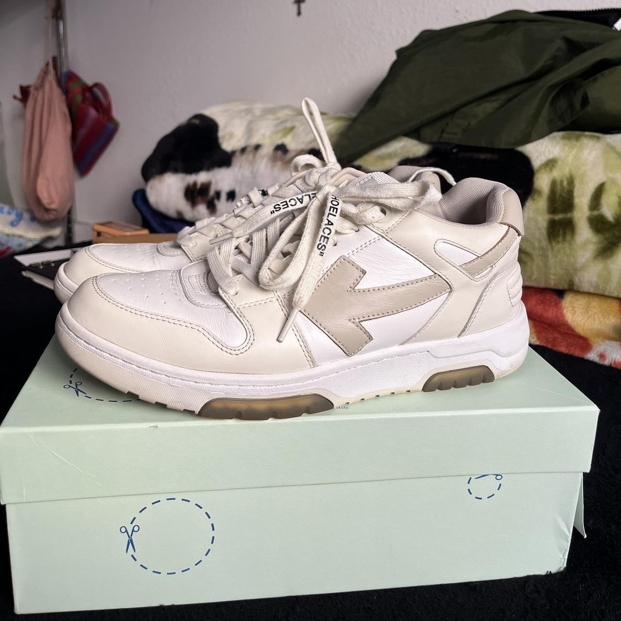item listed by brownboyvintagee