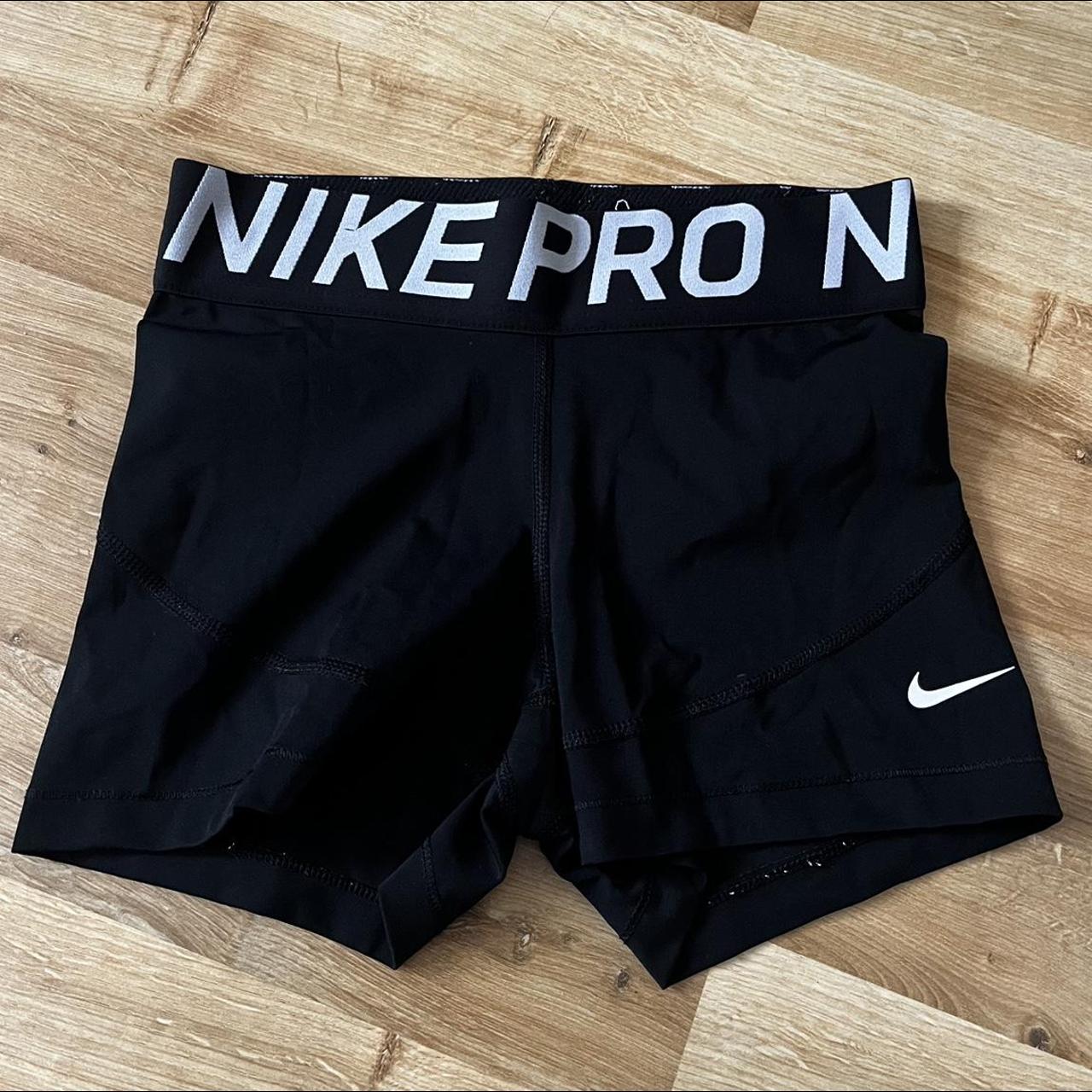black nike pro shorts