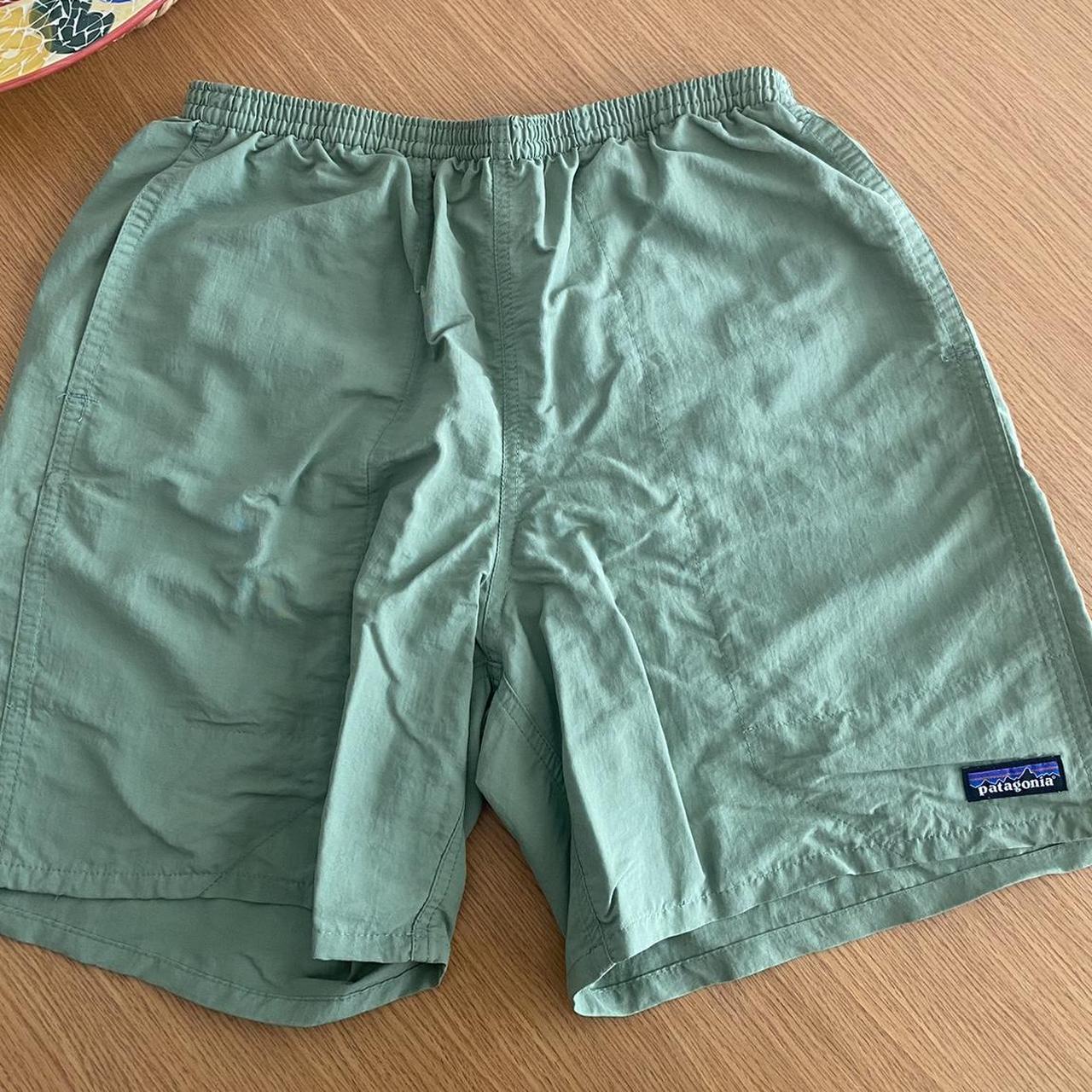 Patagonia Shorts Medium 8/10 - Depop