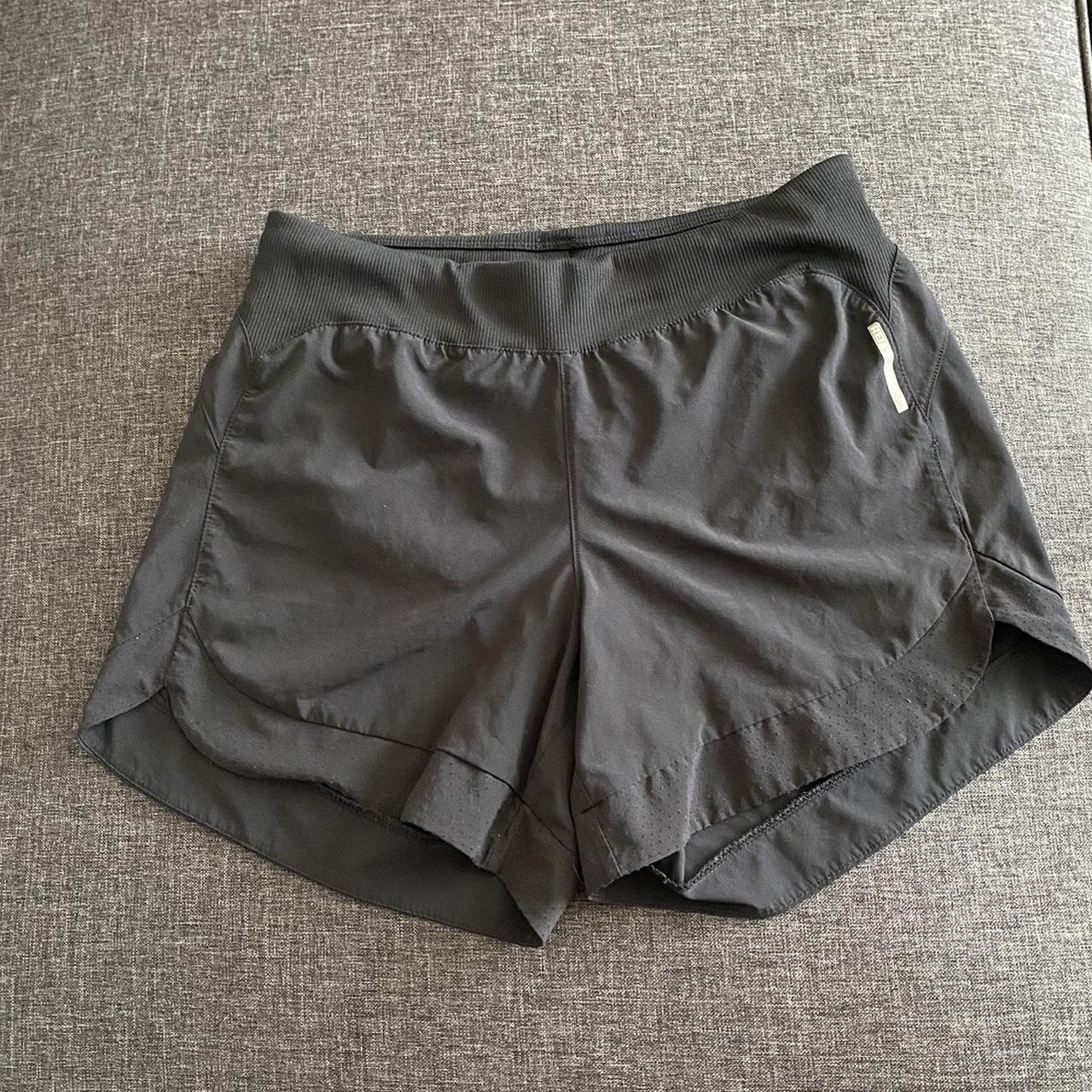 REI Coop Women's Black Shorts Depop