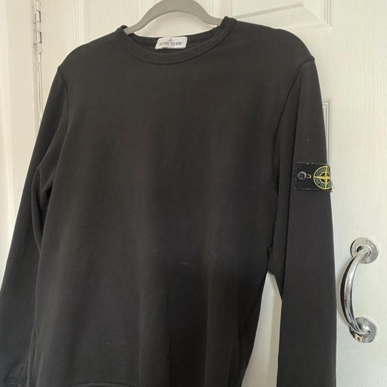 junior stone island jumper age 14 but would fit size... - Depop