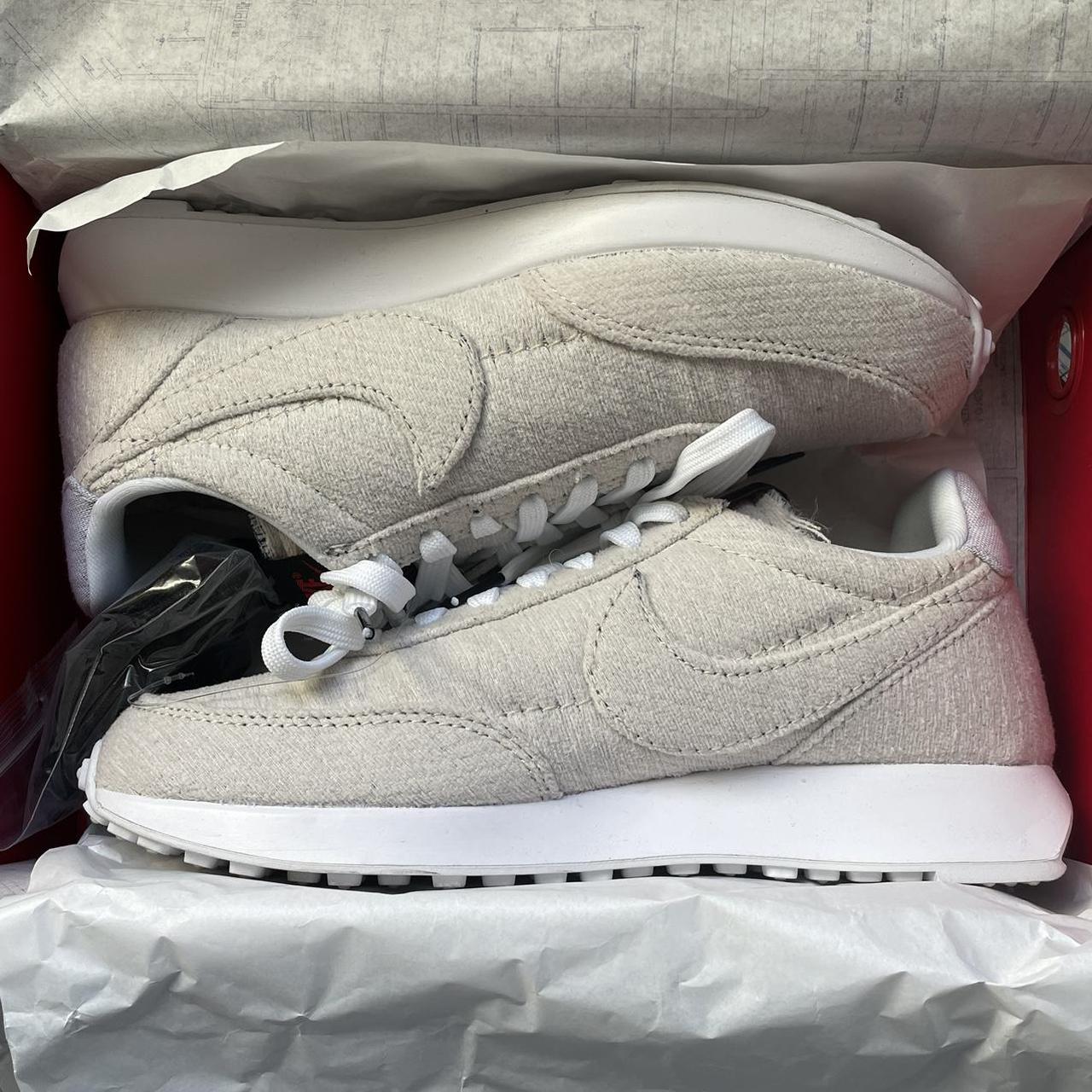 Nike hot sale tailwind cream