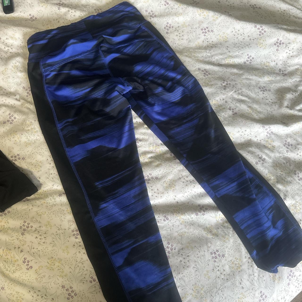 Bundle of two Lululemon leggings. One is Capri - Depop