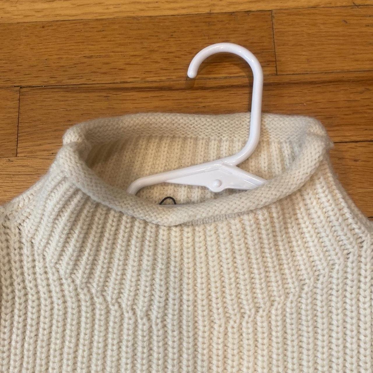 Zara Women's Cream Jumper Depop