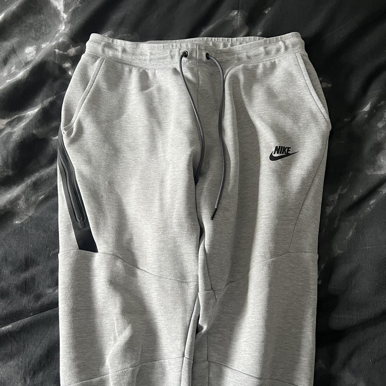 Nike Men's Grey and Black Joggers-tracksuits | Depop