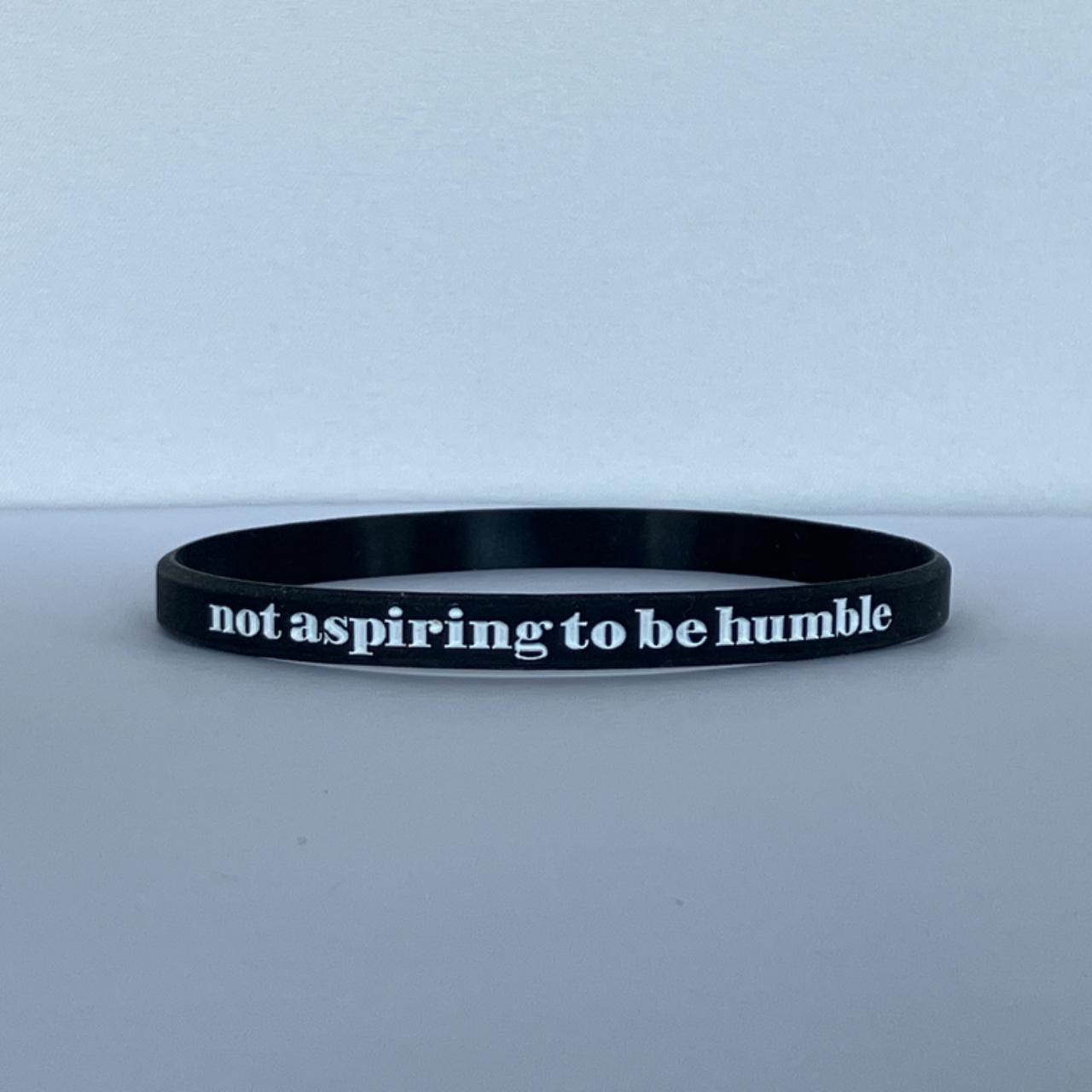 Women's Black Accessory (2)