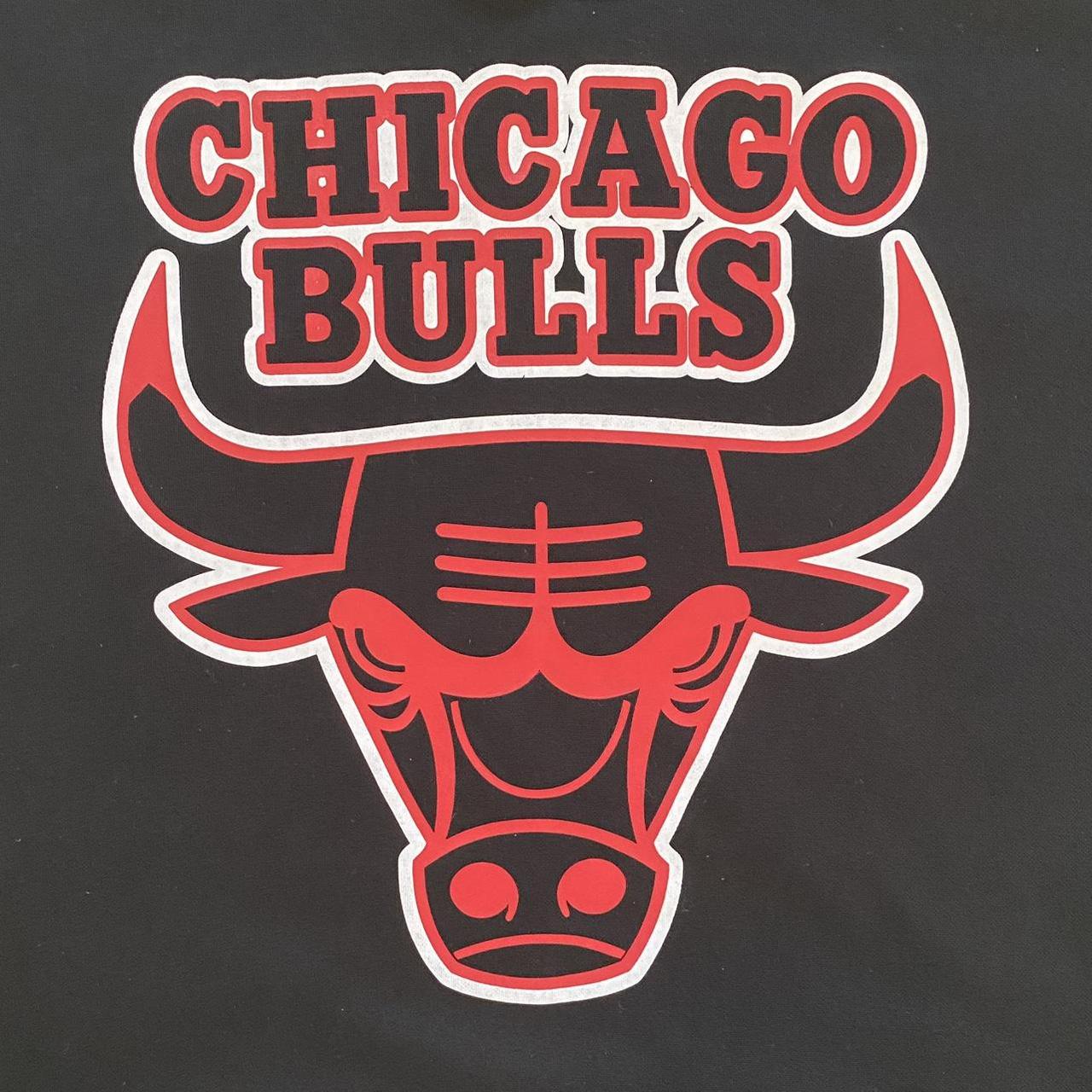 Chicago Bulls Hoodie 7/10 Condition mildly - Depop
