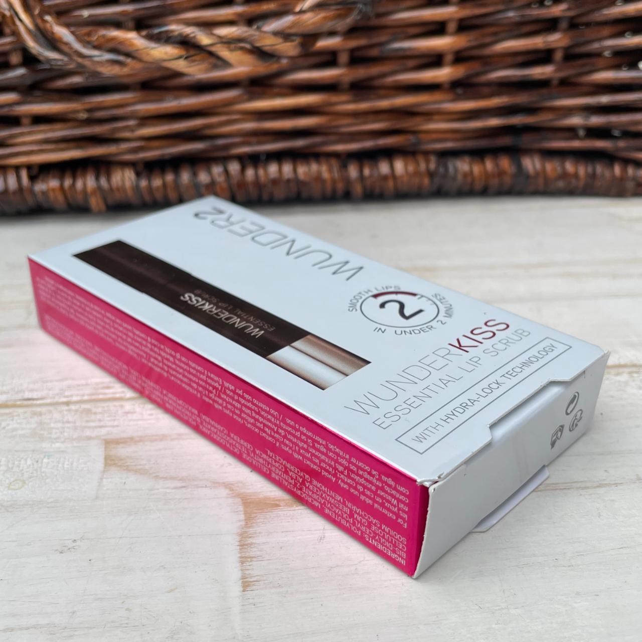 🌸 Wunder2 WunderKiss Essential Lip Scrub 💗 Depop