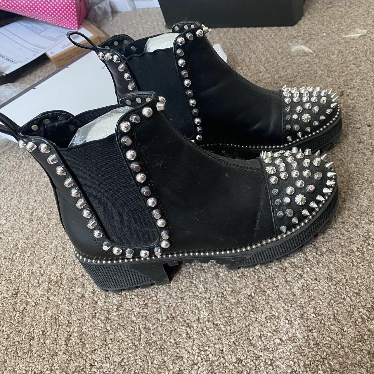 EGO Women's Black and Silver Boots Depop
