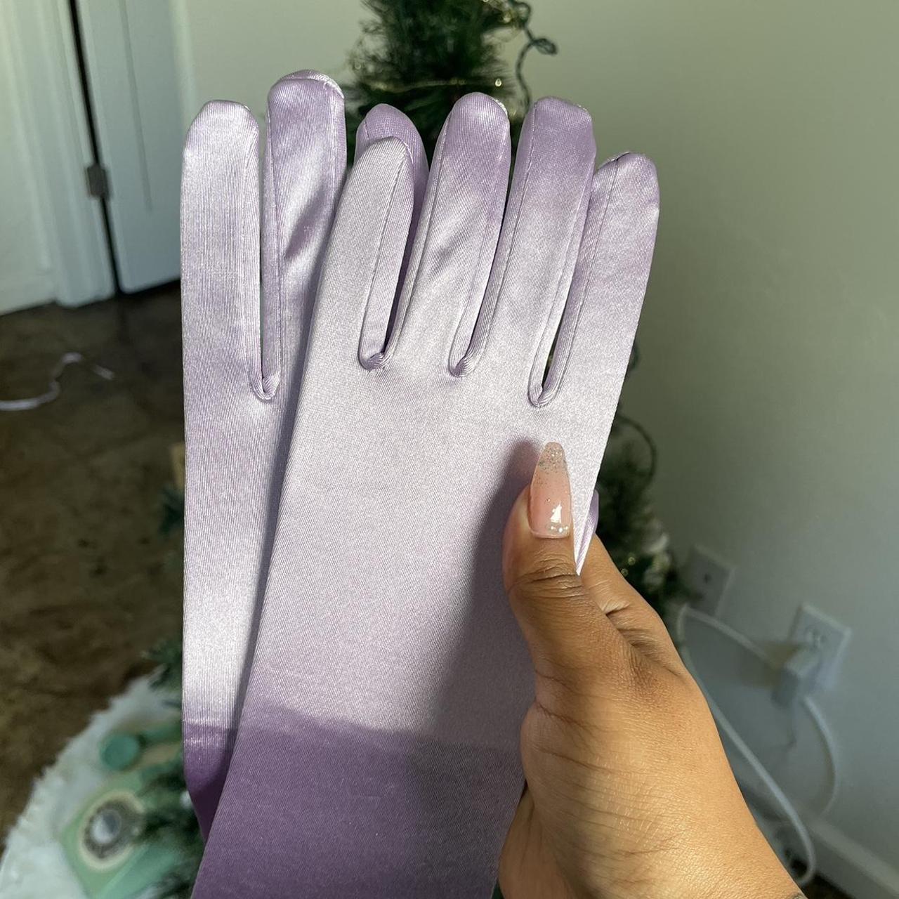 Light Purple Gloves