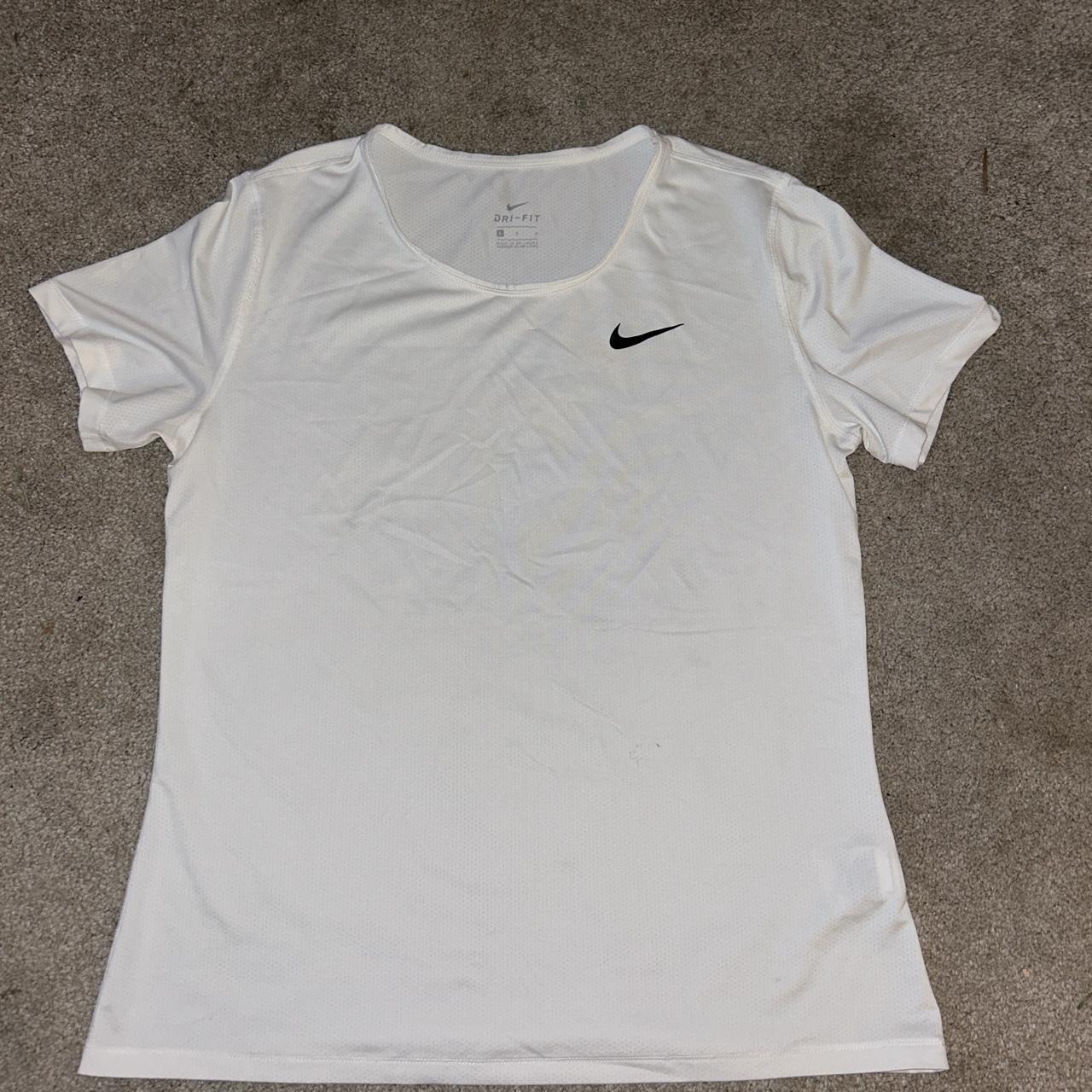 nike gym t shirt sale
