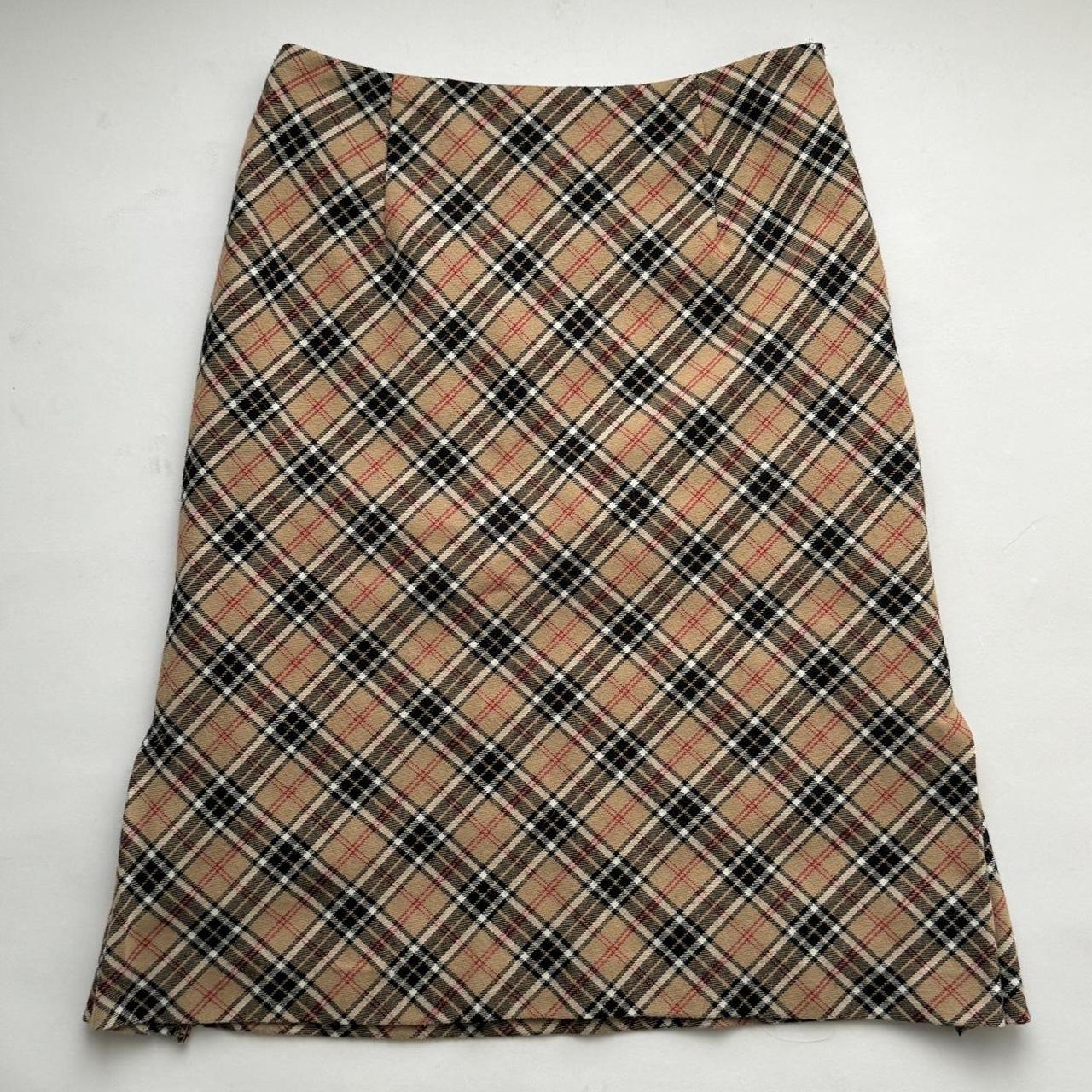 Burberry skirt best sale womens