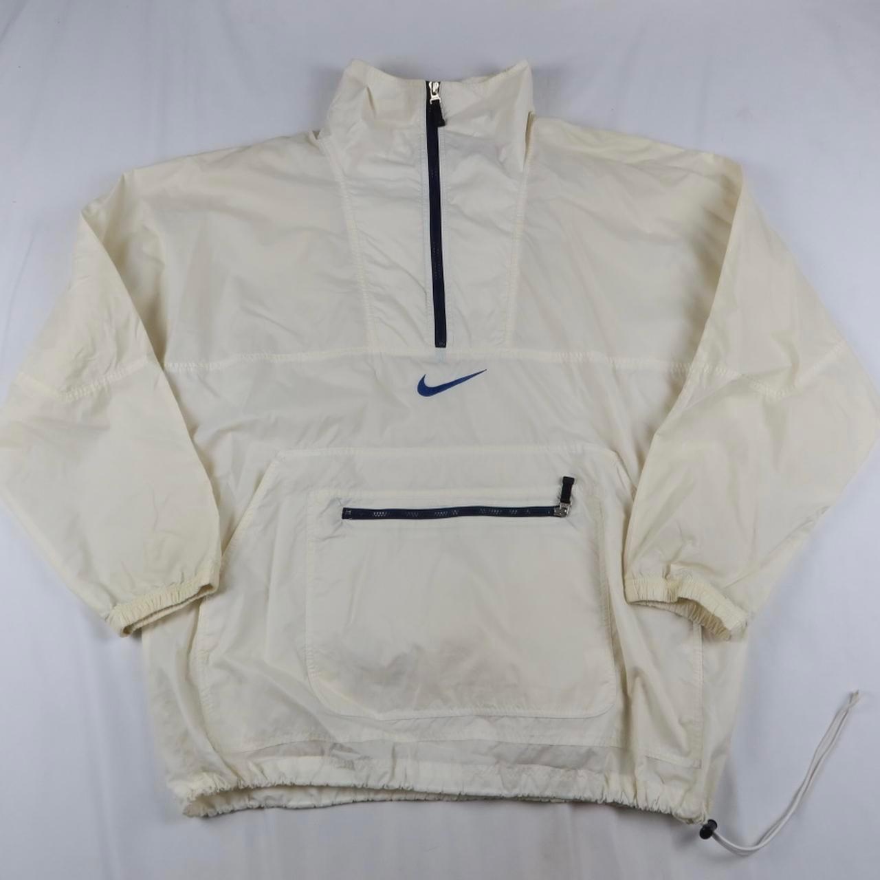 Nike off sale white windbreaker