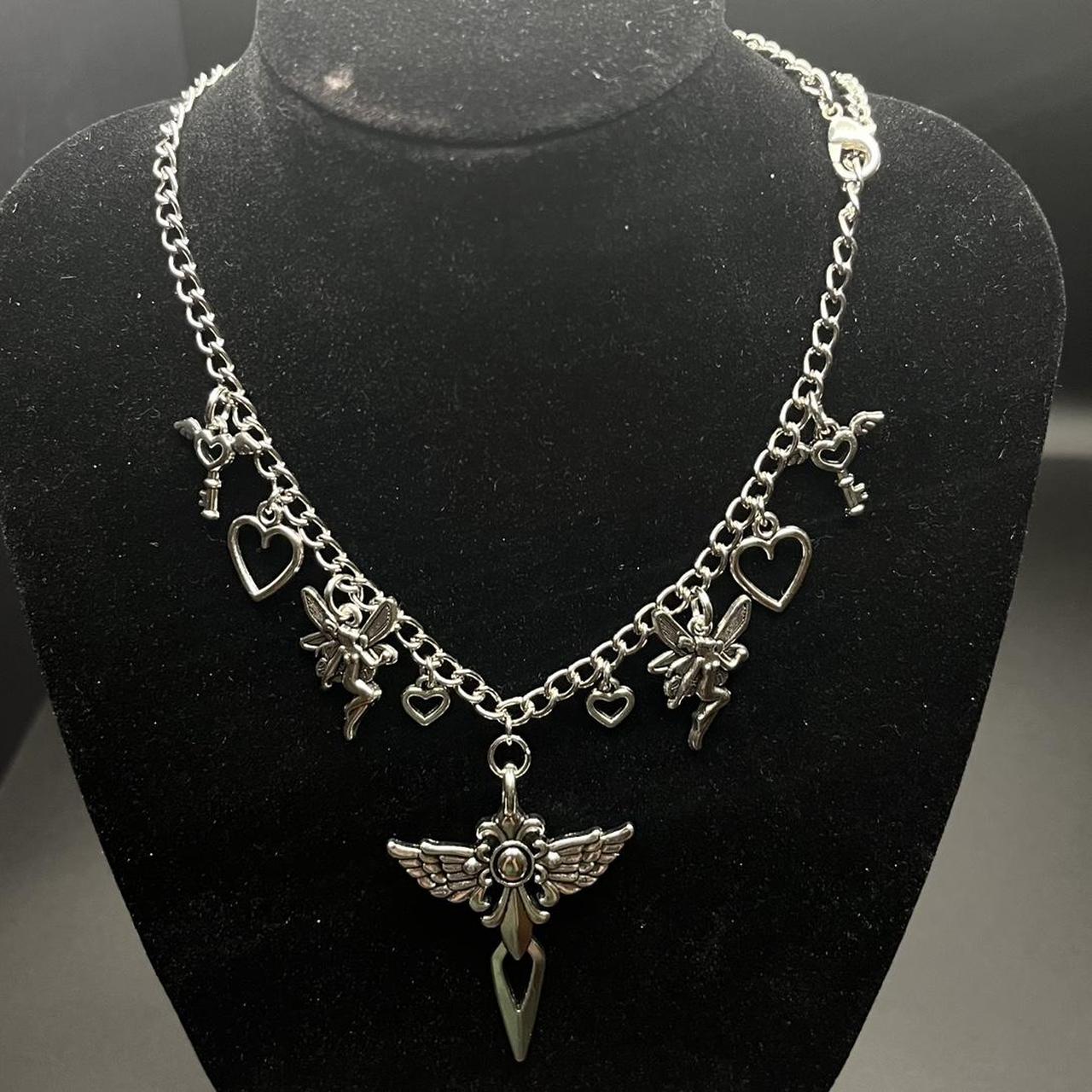 item listed by sparklinggarbage