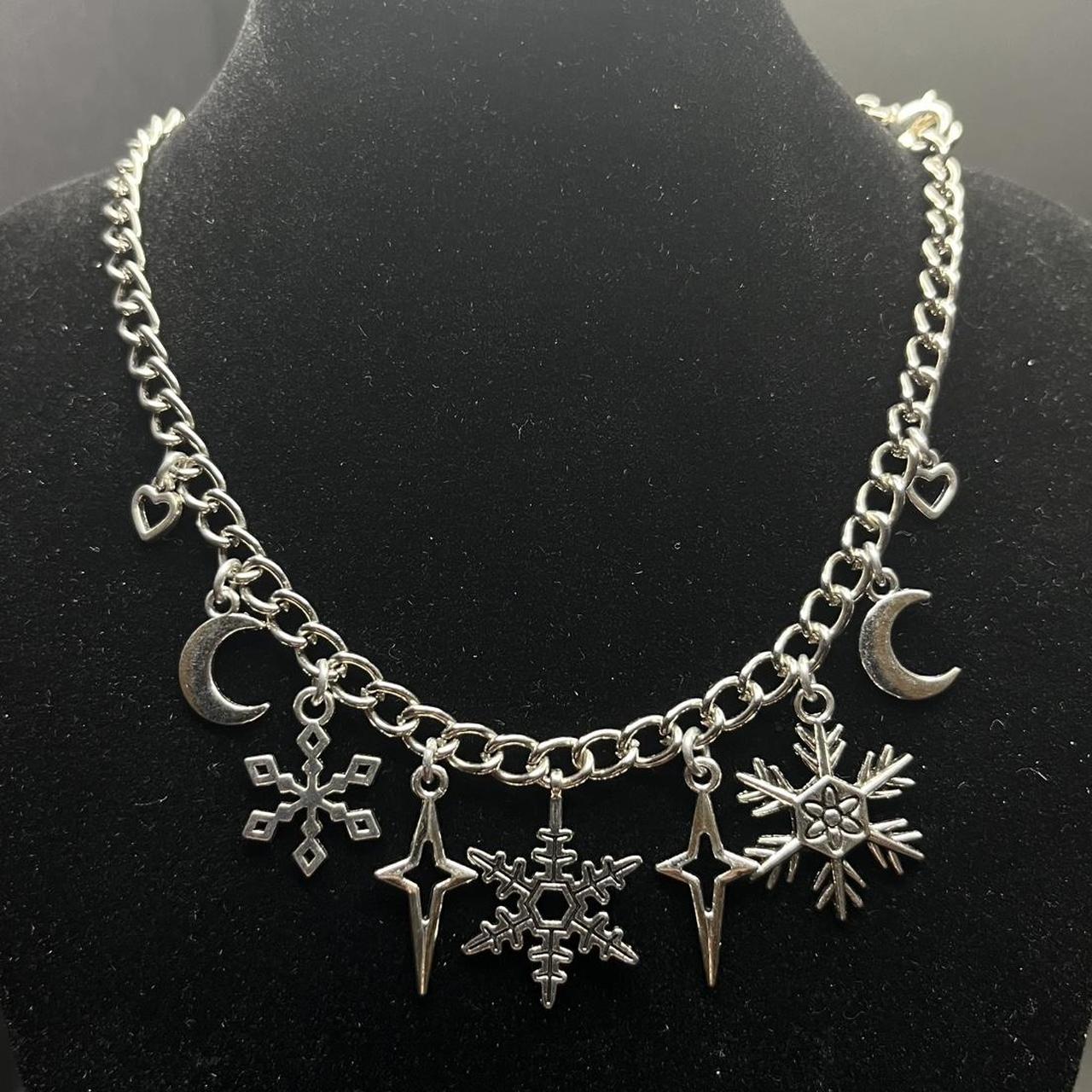item listed by sparklinggarbage