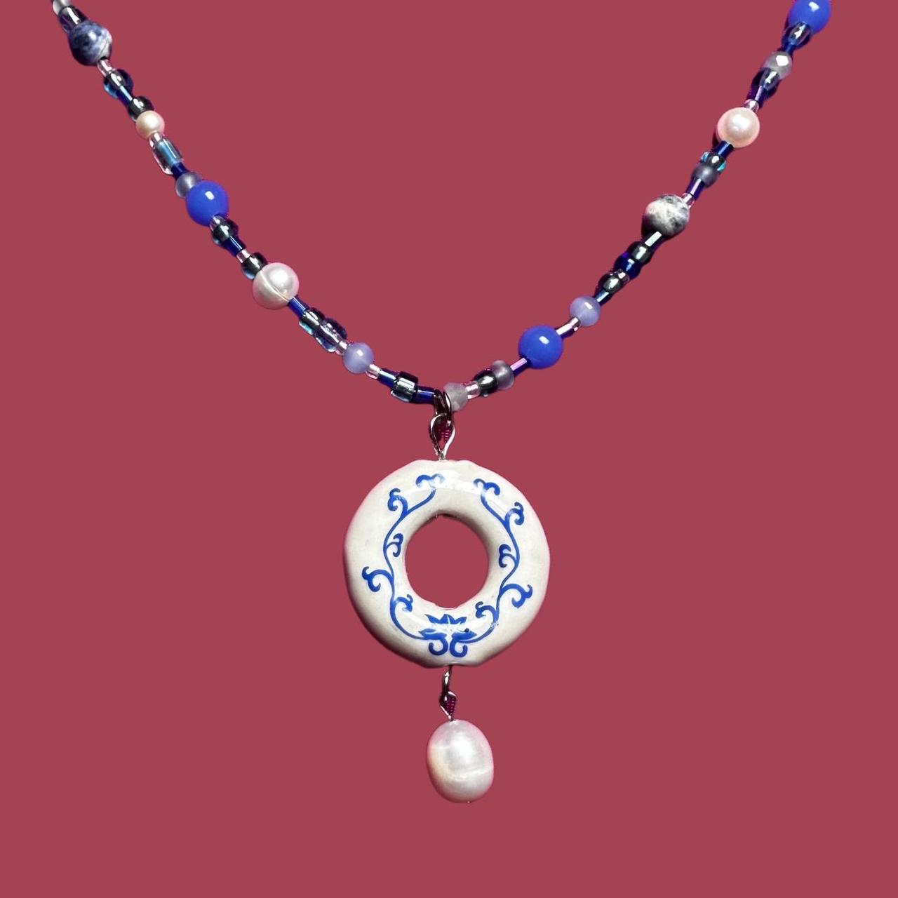 Doughnut Women's Blue and White Jewellery (2)