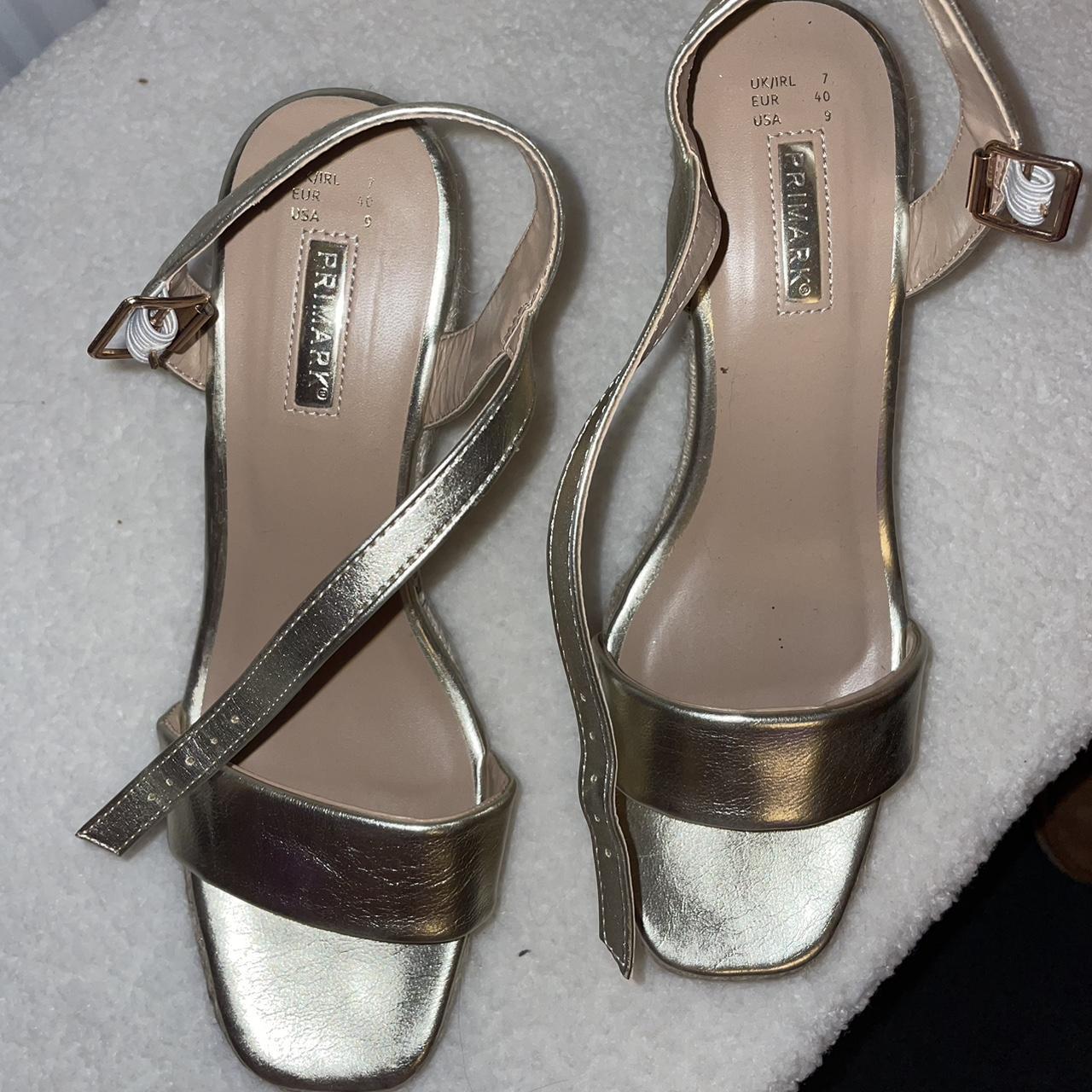 Primark gold wedge sandals #wedge #sandal #gold - Depop