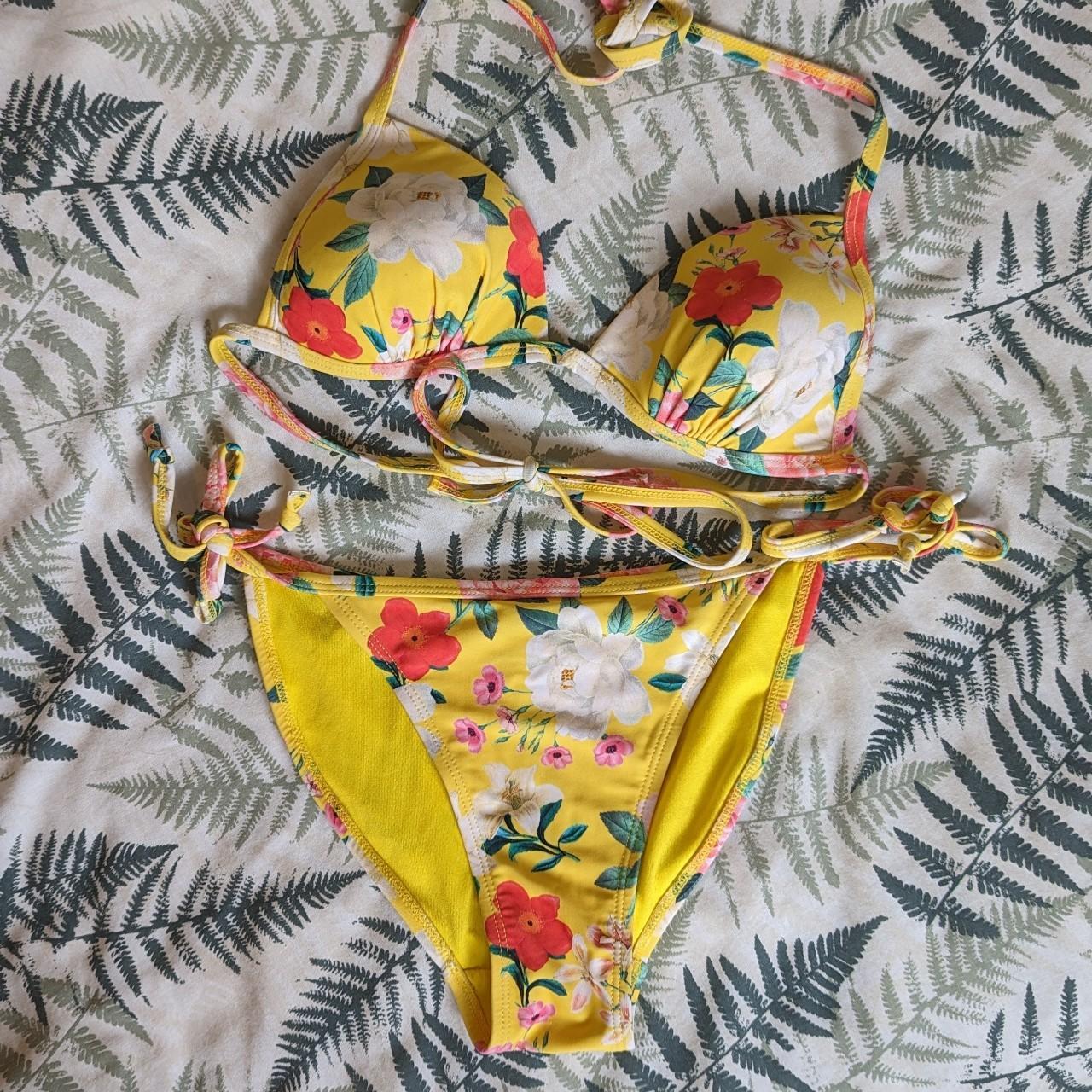 New Look Floral Bikini Set Size 8 Gorgeous Yellow Depop 