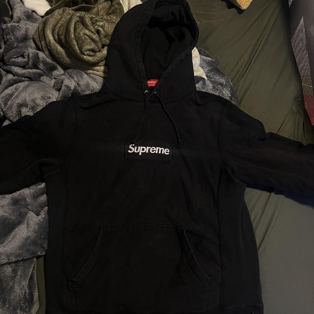 Supreme box logo Black Size M fits small worn - Depop