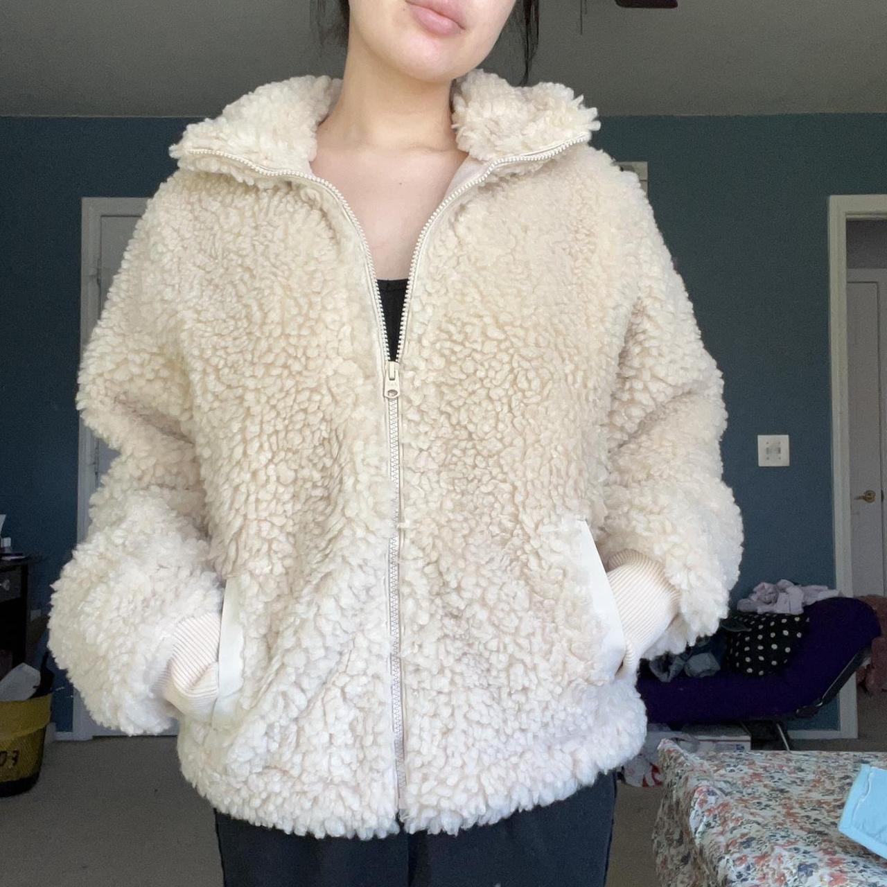 Abercrombie fluffy clearance jacket