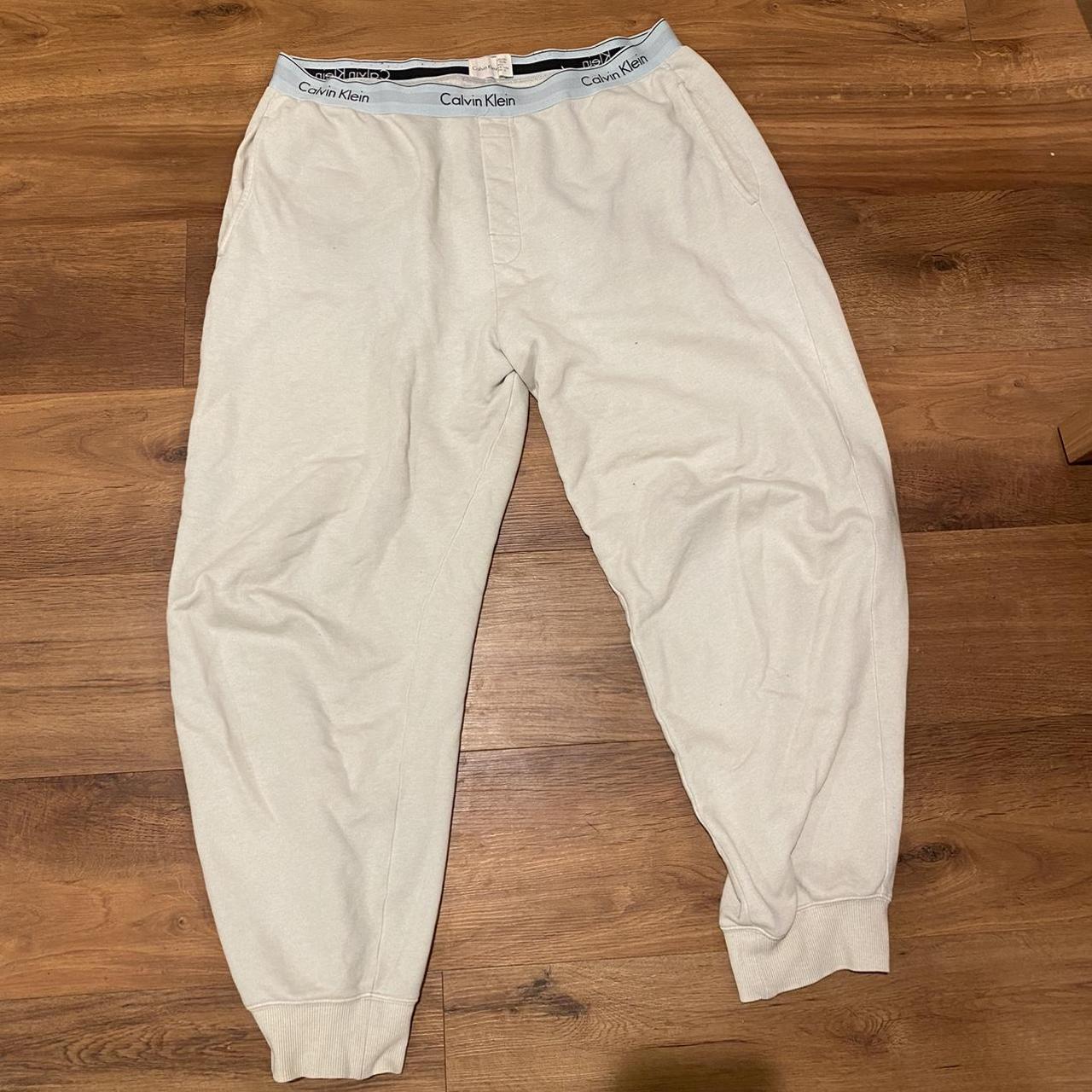 White calvin klein clearance joggers