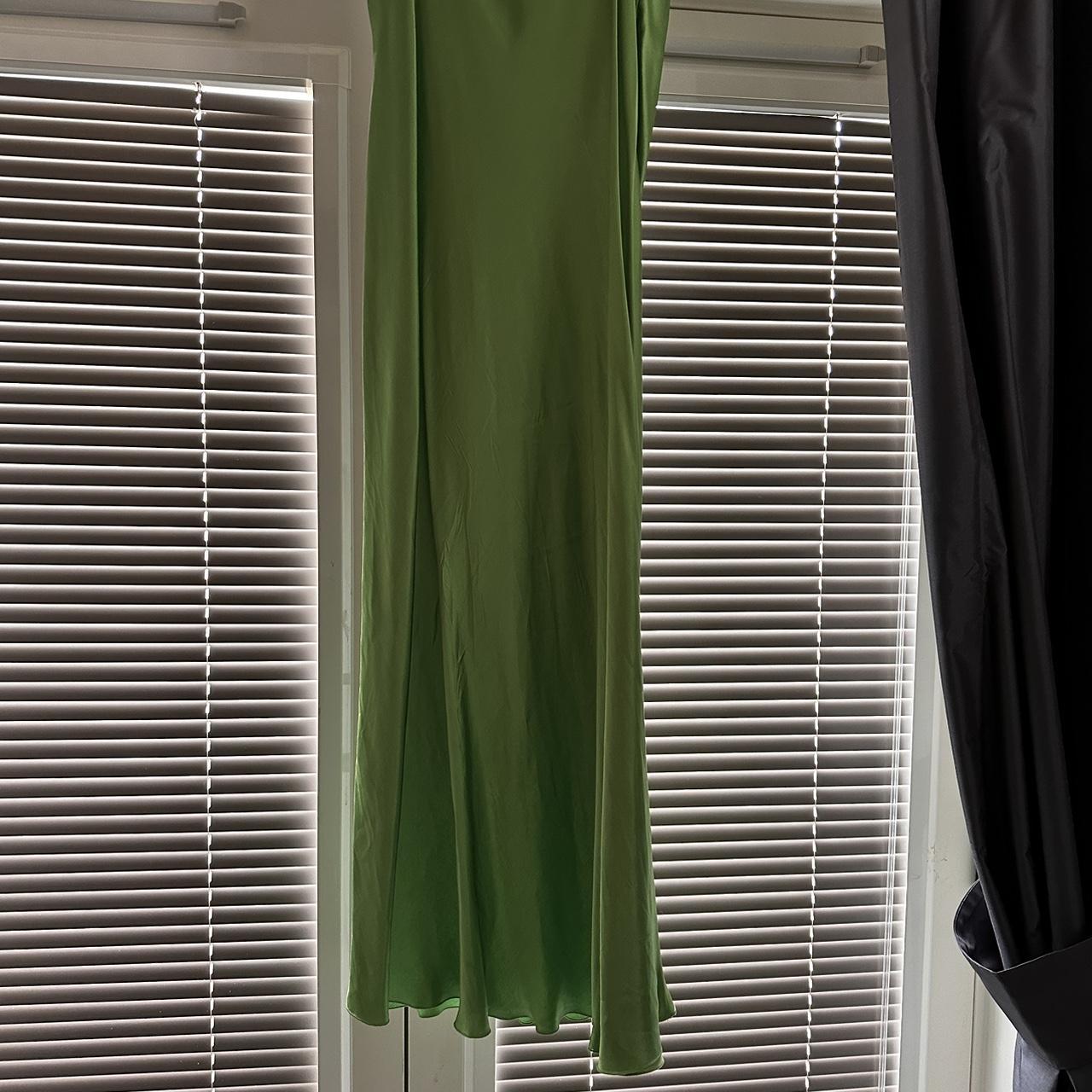 Massimo Dutti Green Skirt Stunning On . Elastic... Depop