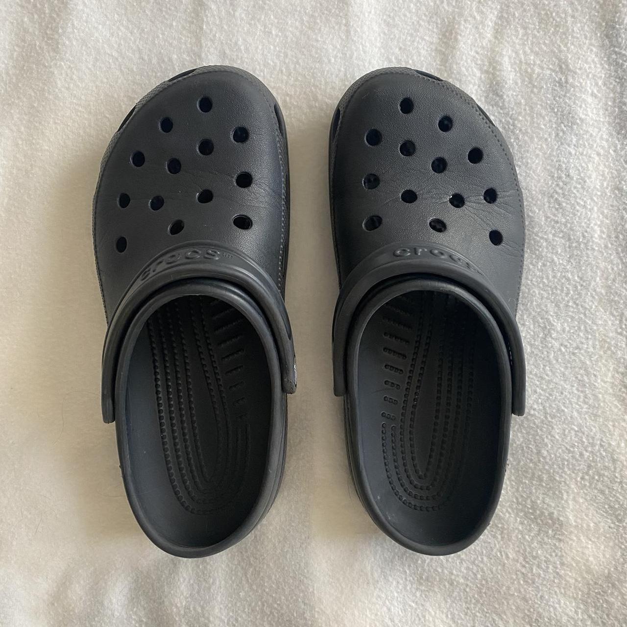 yeezy crocs black