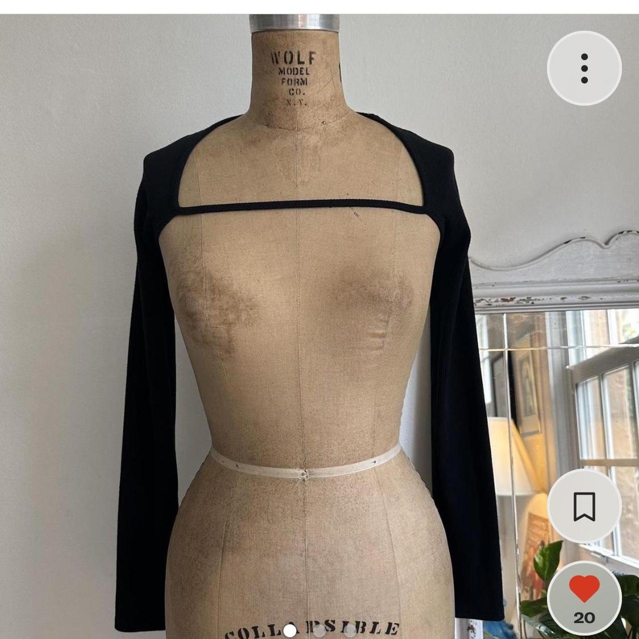 item listed by gracieschimm