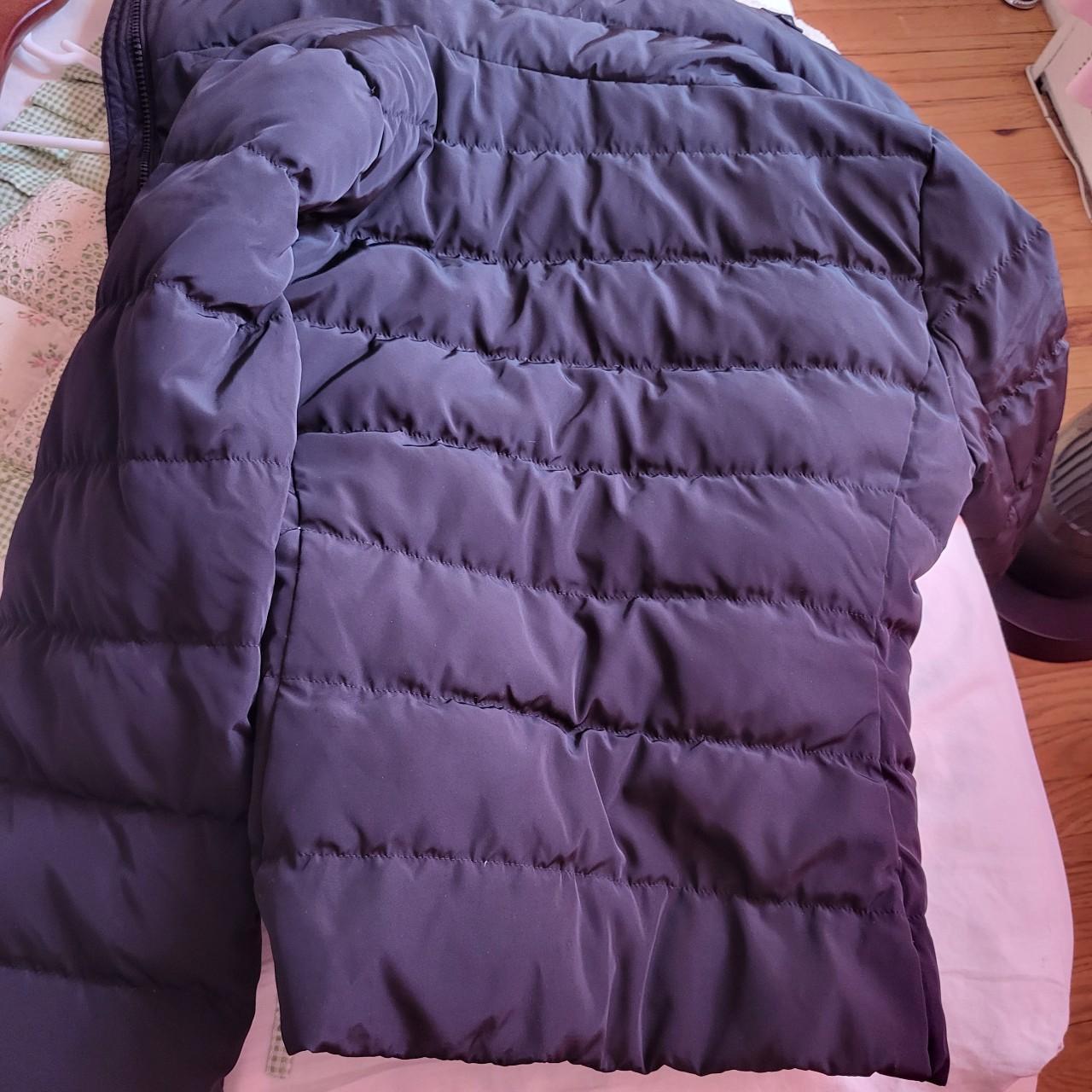 UNIQLO Women's Black Jacket Depop