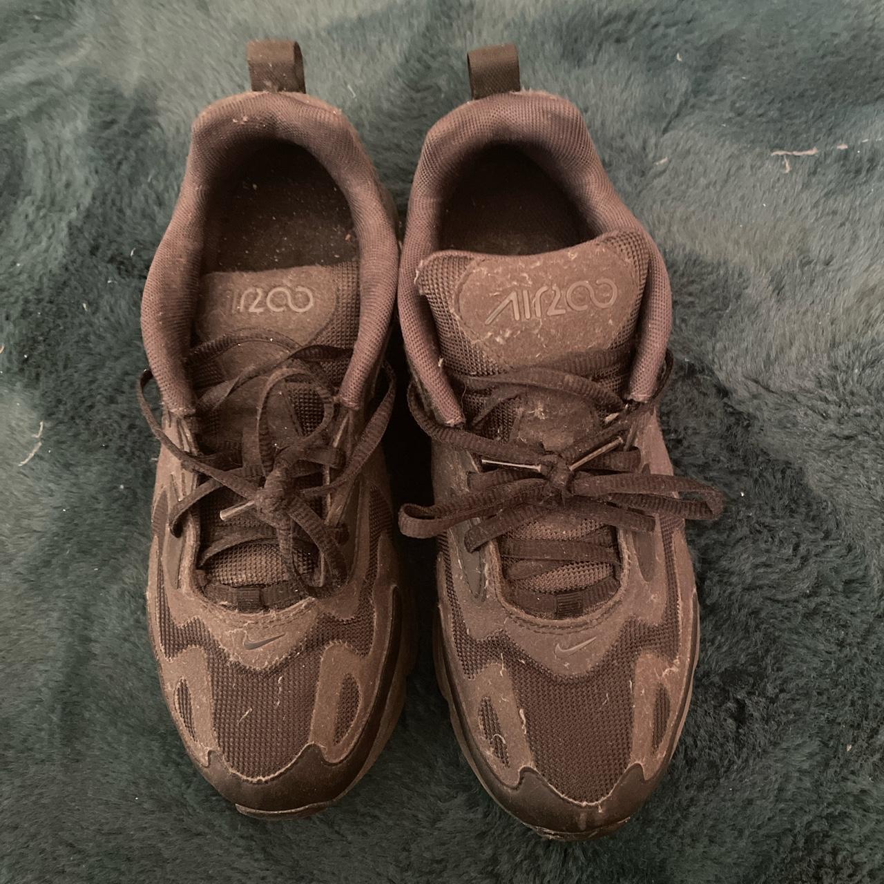 nike air max black womens trainers