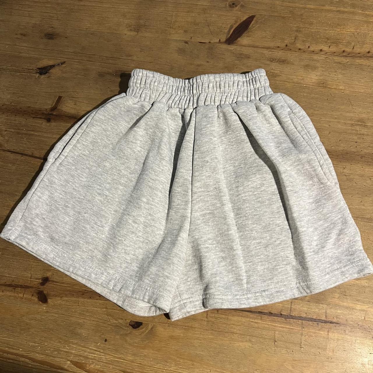 PrettyLittleThing Women's Grey Shorts Depop