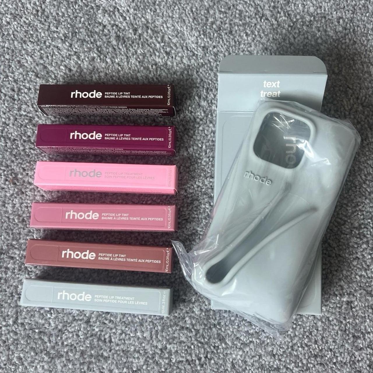 ユ】 rhode espressoケースribbonリップ付き Rhode Lip + Phone Case