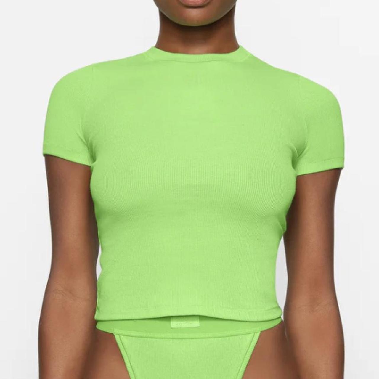 NEW] Skims Cotton Rib Tank Dress - Neon Green, 女裝, 連身裙& 套裝, 傳統服飾- Carousell