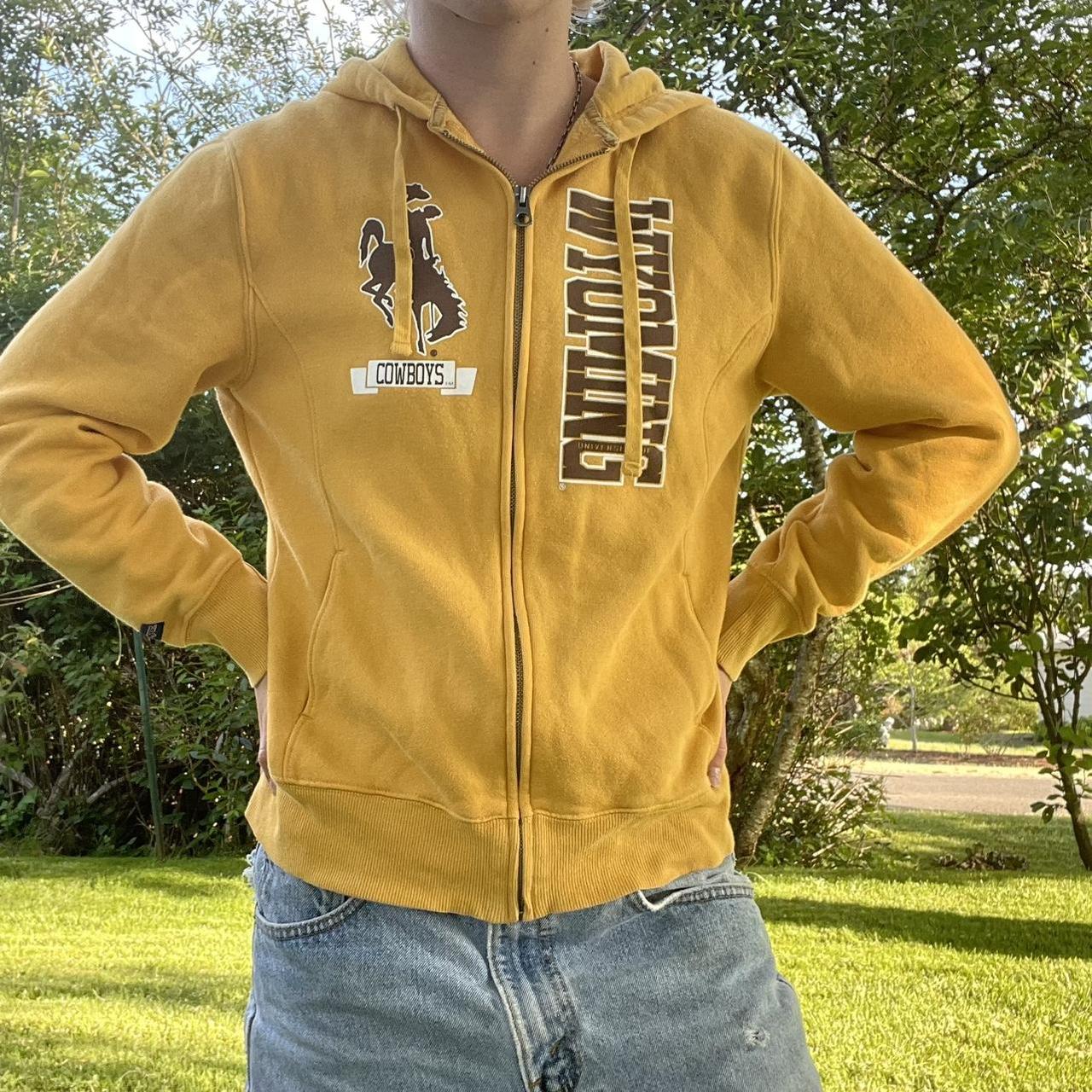 University of Wyoming Cowboys sweatshirt zip up hoodie