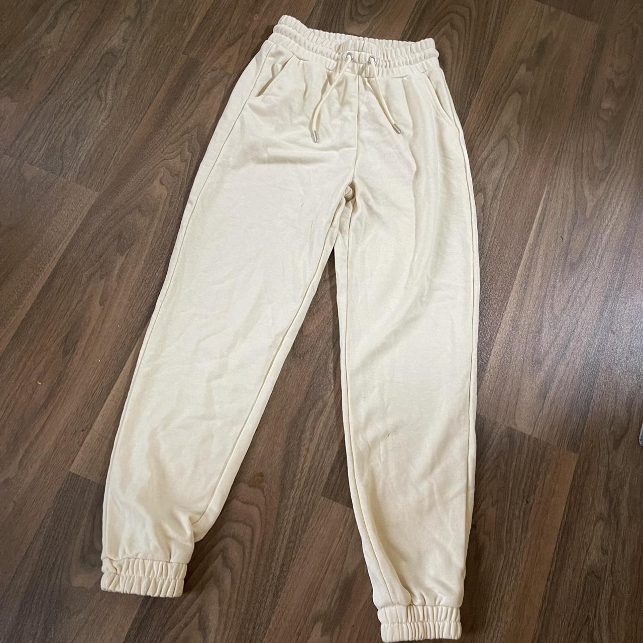 Stradivarius Women's Cream Joggers-tracksuits | Depop