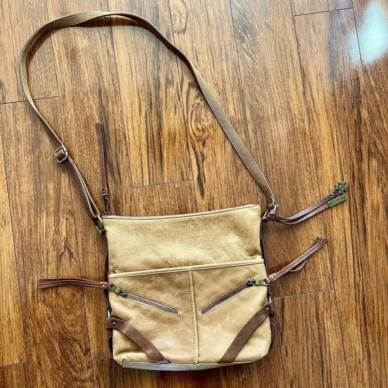 Lucky Brand leather satchel bag 🧡 • bag size 13” x... - Depop