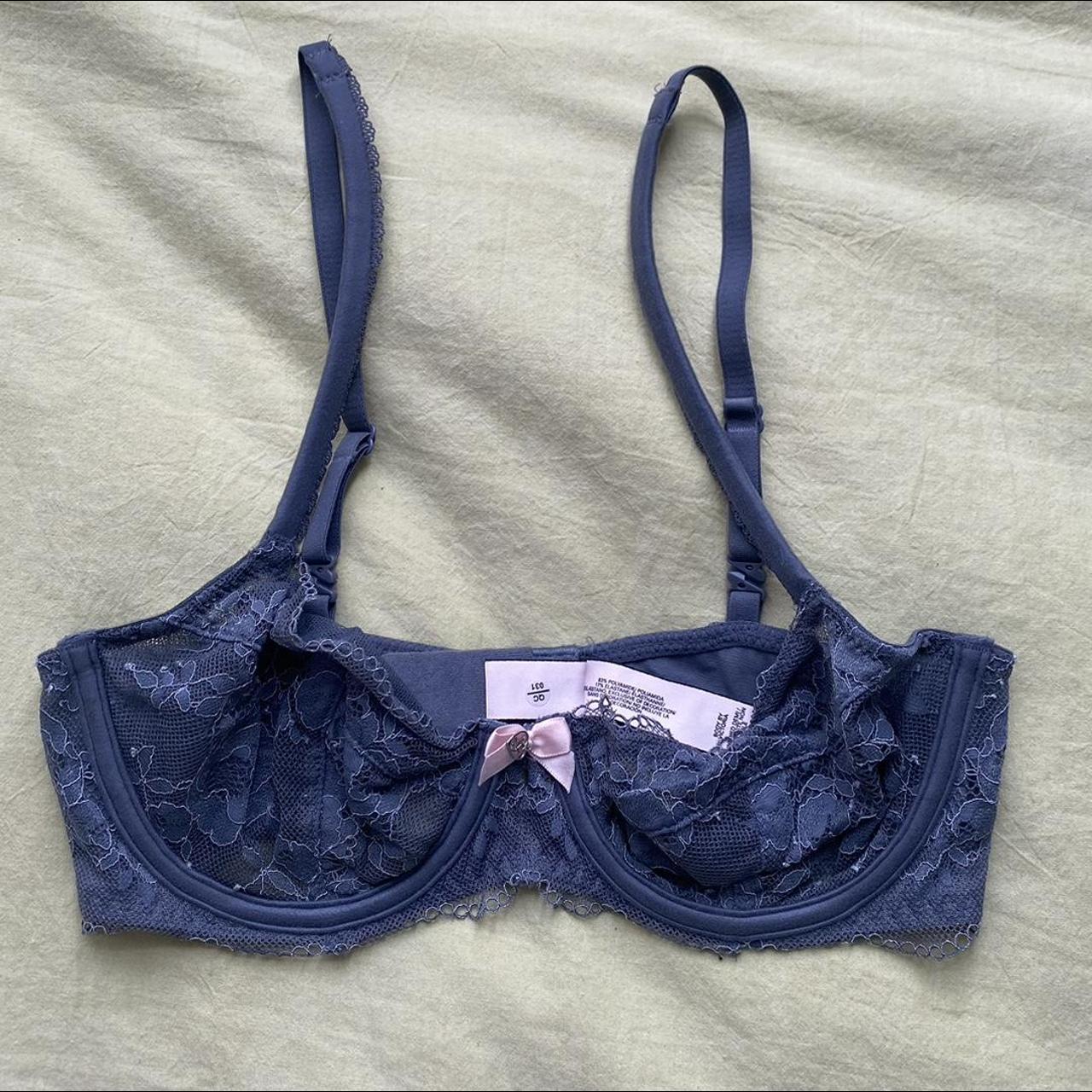 Victoria's Secret Women's Bra | Depop