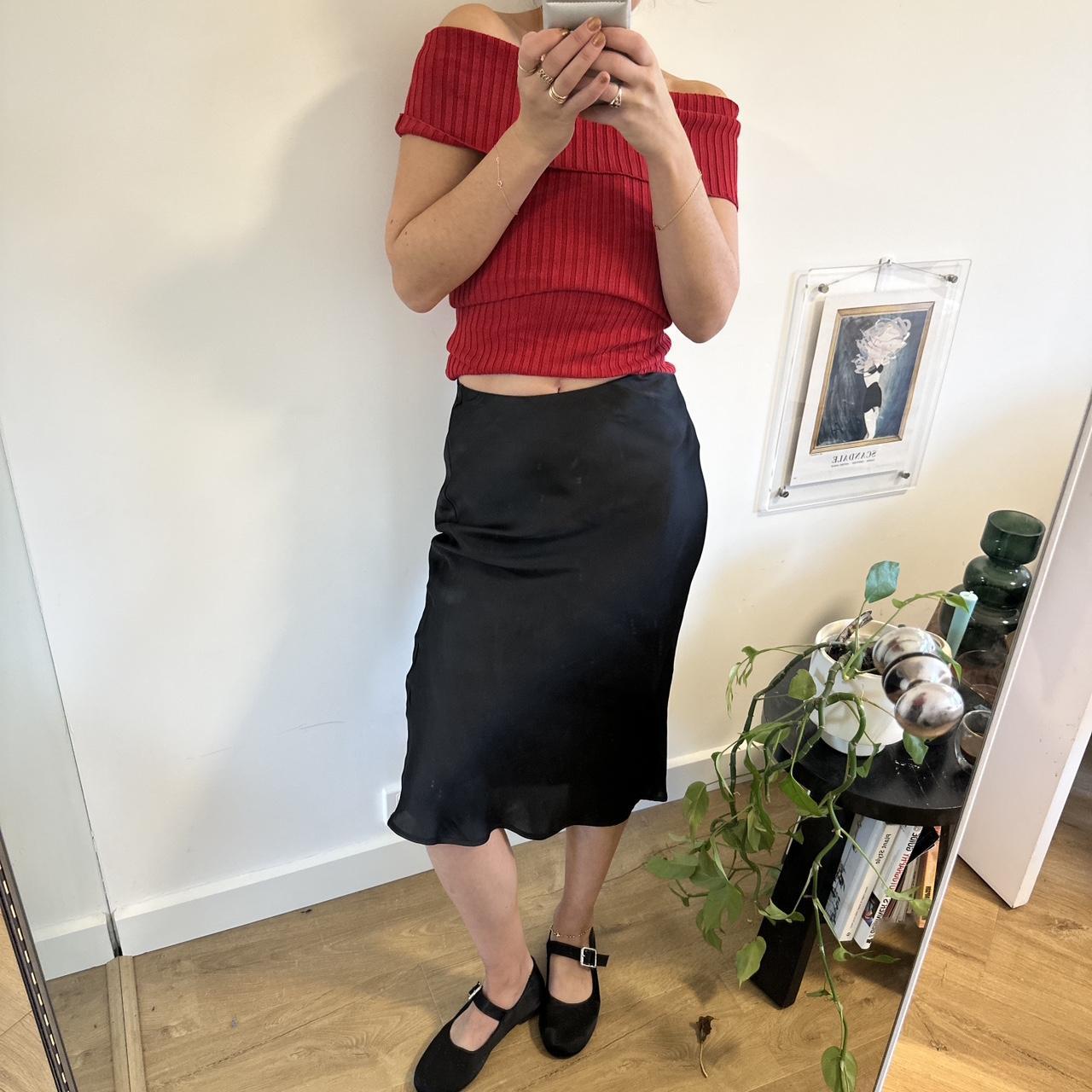 Perfect black satin midi skirt with an elasticated. Depop