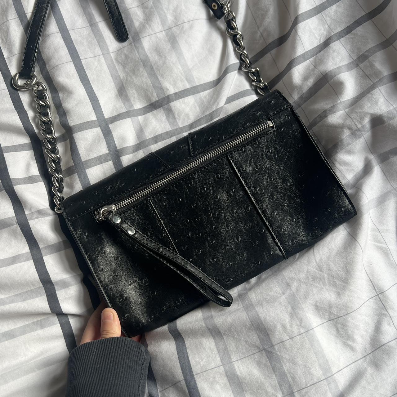 Black Guess handbag for sale! I’m good condition... - Depop