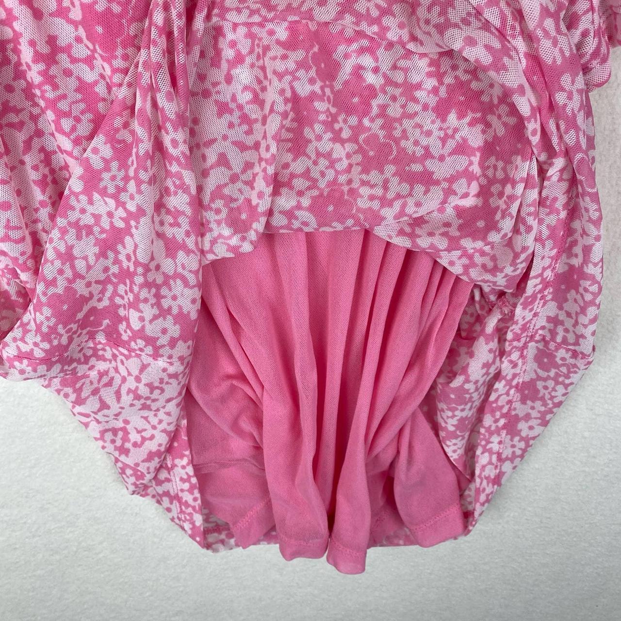 Liz Claiborne Pink Floral Mesh Short Sleeve Blouse... - Depop