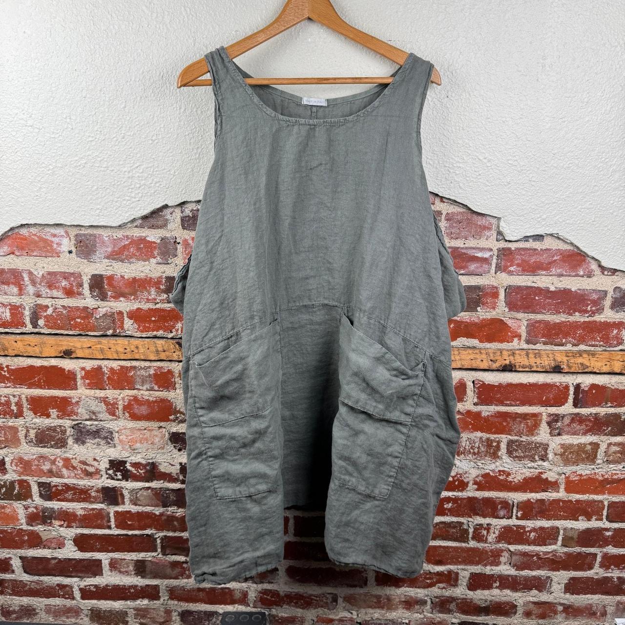item listed by rocket_retro
